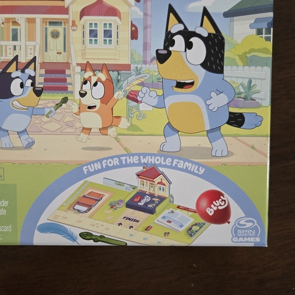 Bluey Beat The Parents Head-to-Head Trivia & Fun Family Game Night New Sealed - Picture 2 of 9